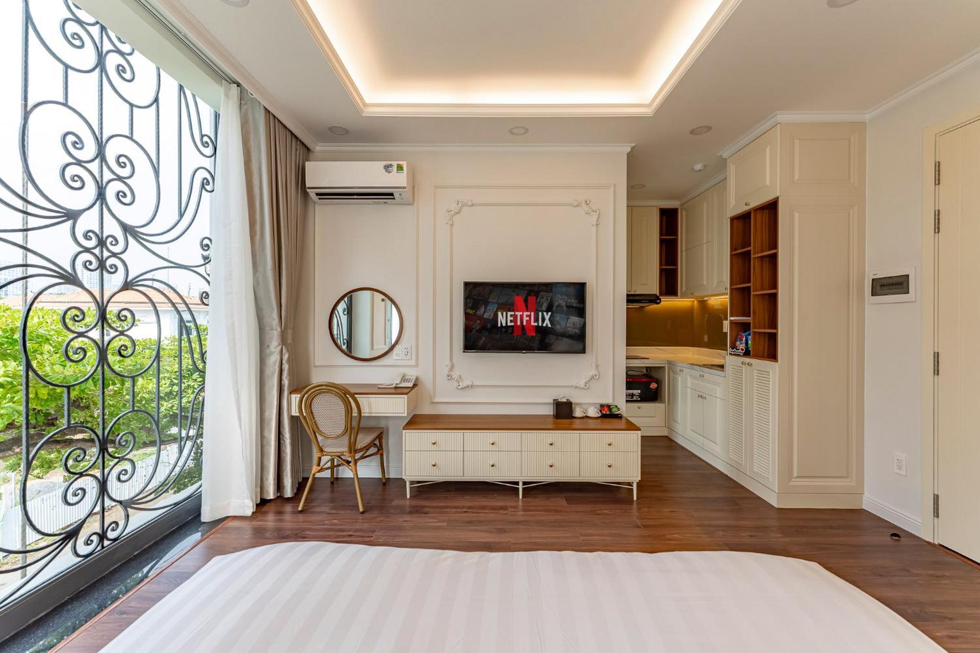 Golden Sun Apartment & Hotel Хошимин Экстерьер фото