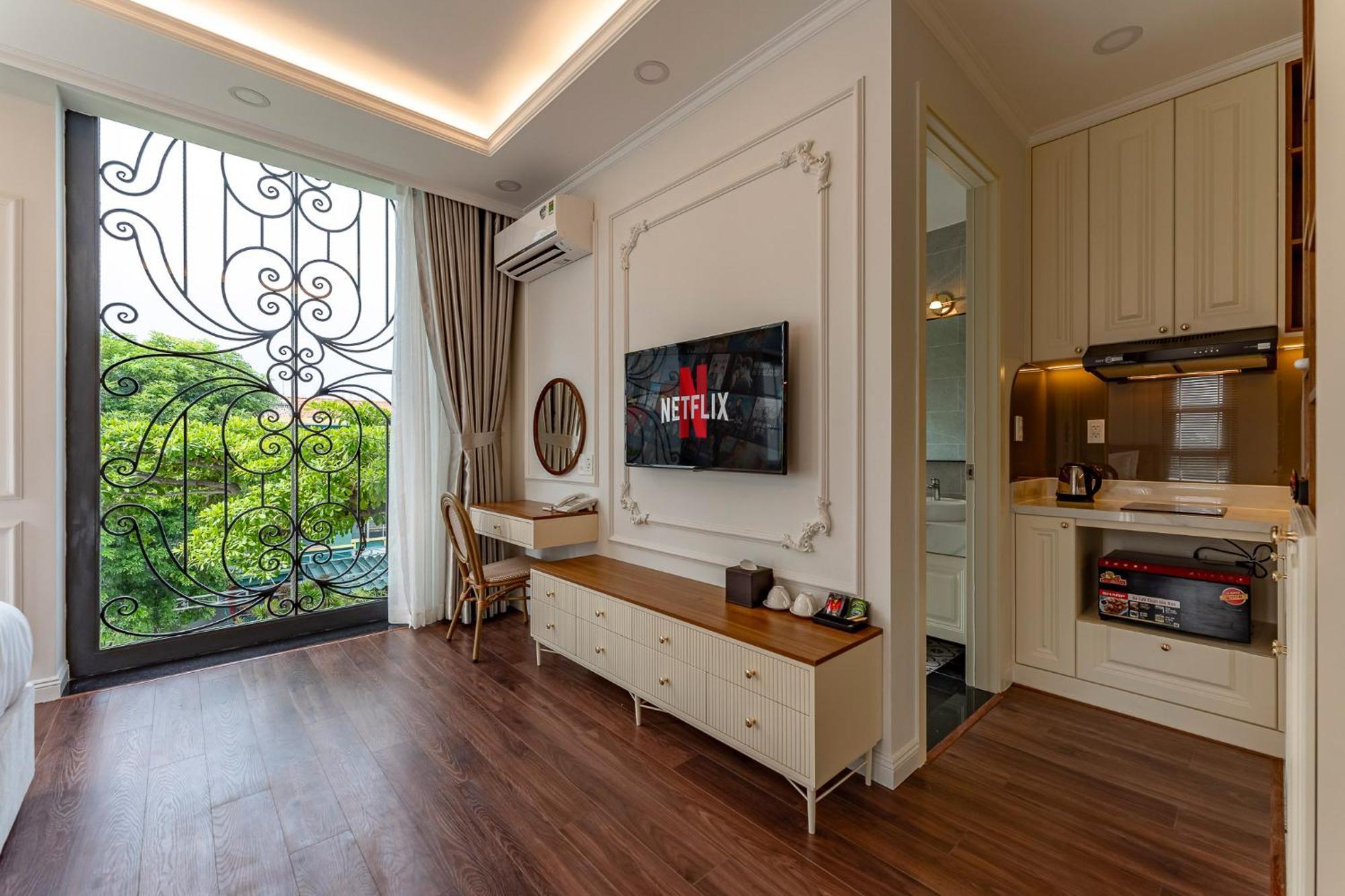Golden Sun Apartment & Hotel Хошимин Экстерьер фото