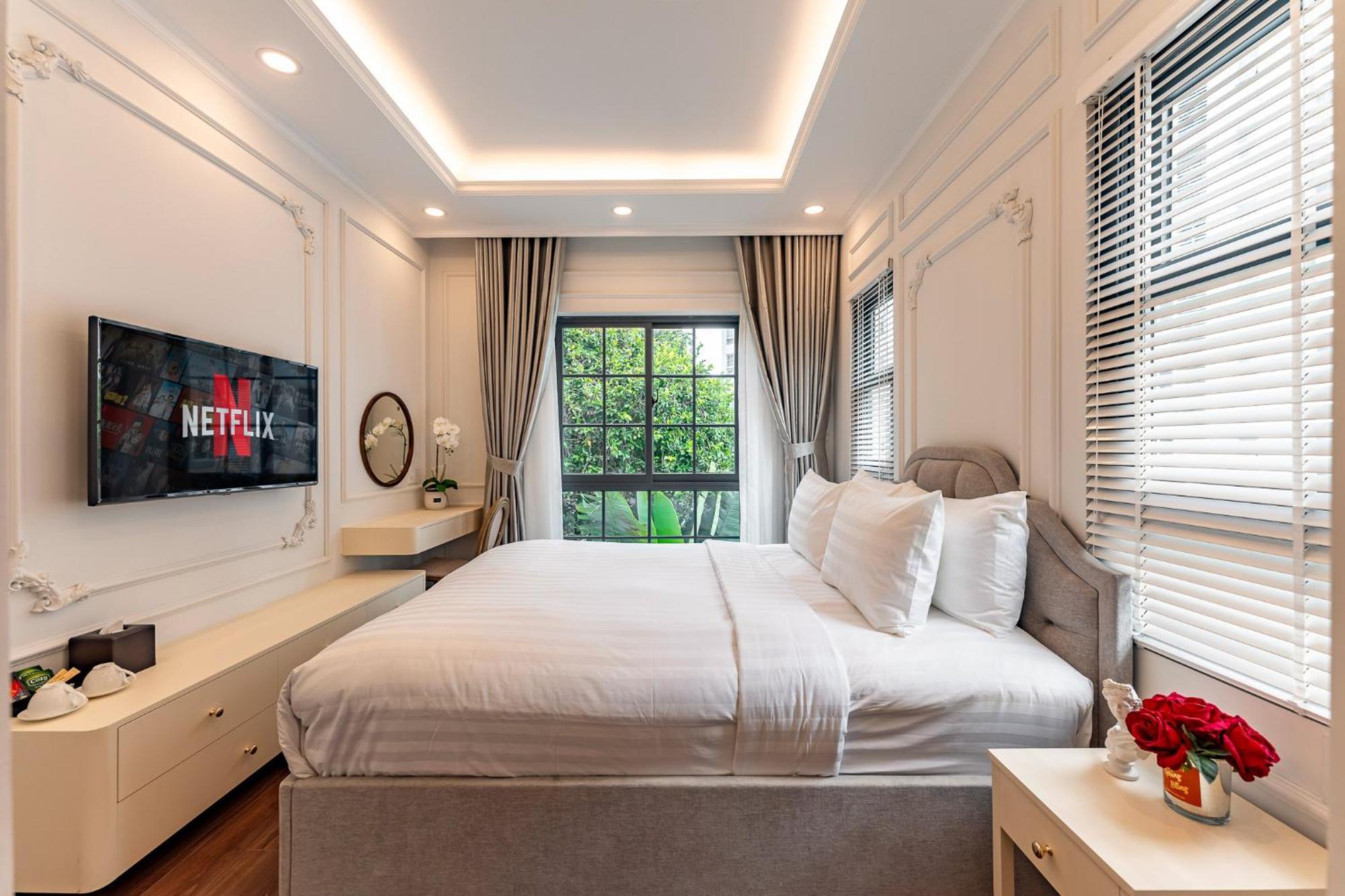 Golden Sun Apartment & Hotel Хошимин Экстерьер фото