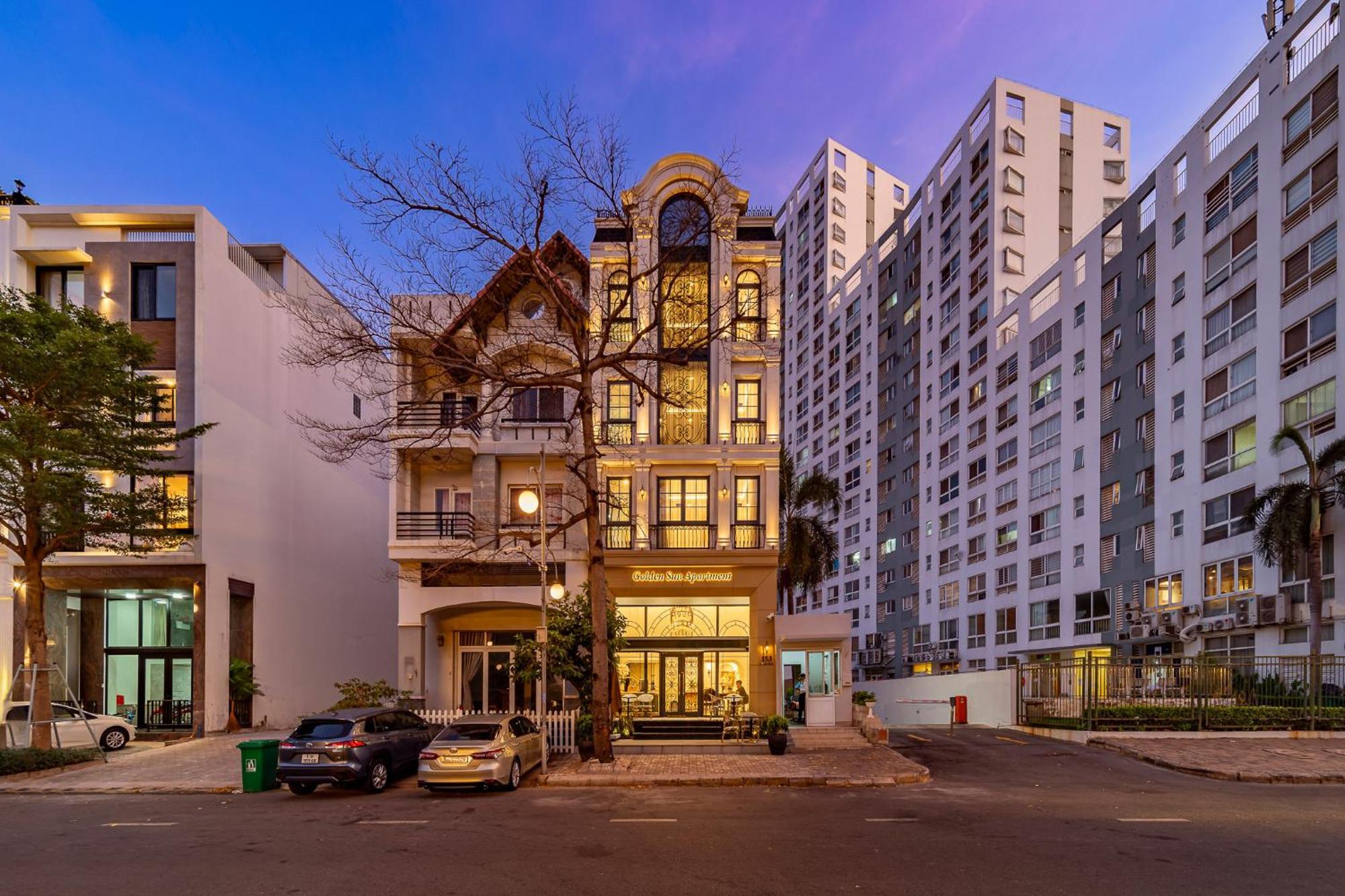 Golden Sun Apartment & Hotel Хошимин Экстерьер фото
